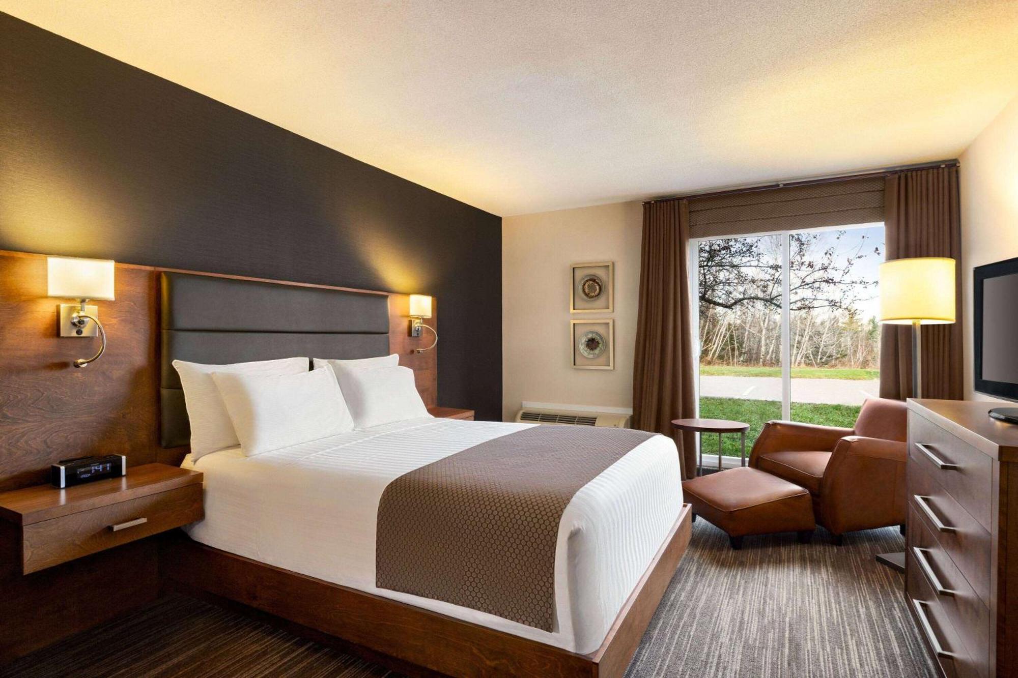 Atlantic Host Hotel, Trademark Collection By Wyndham Bathurst